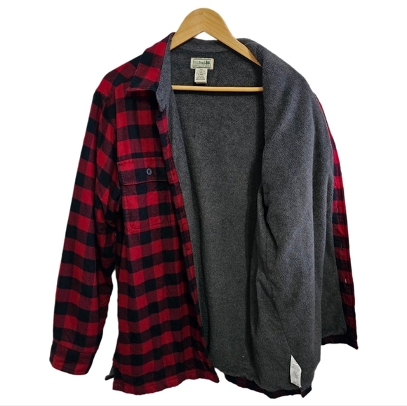 L.L. Bean plaid shearling Jacket lined button down size medium - Picture 5 of 10